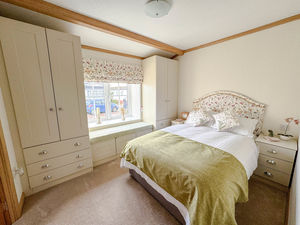 Photo 8- click for photo gallery